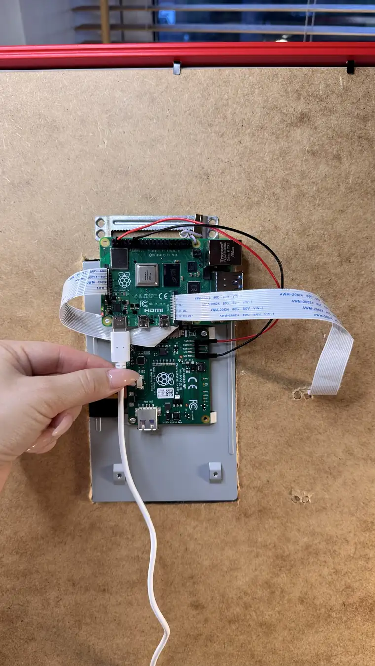 The ribbon cable, before the back went on
